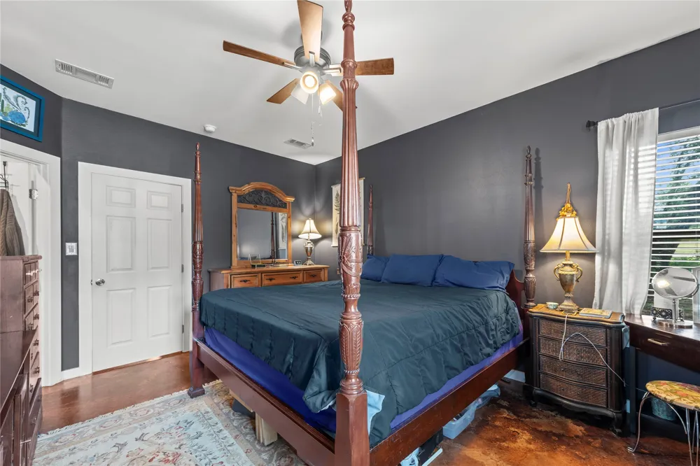 503 Chantilly Lane Spicewood, TX 78669