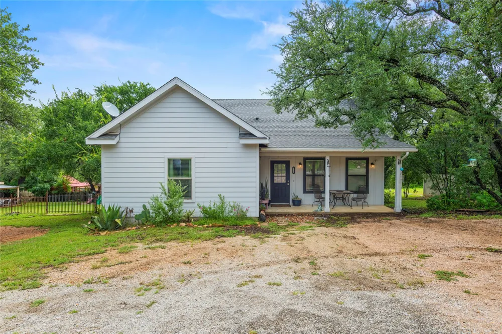 503 Chantilly Lane Spicewood, TX 78669