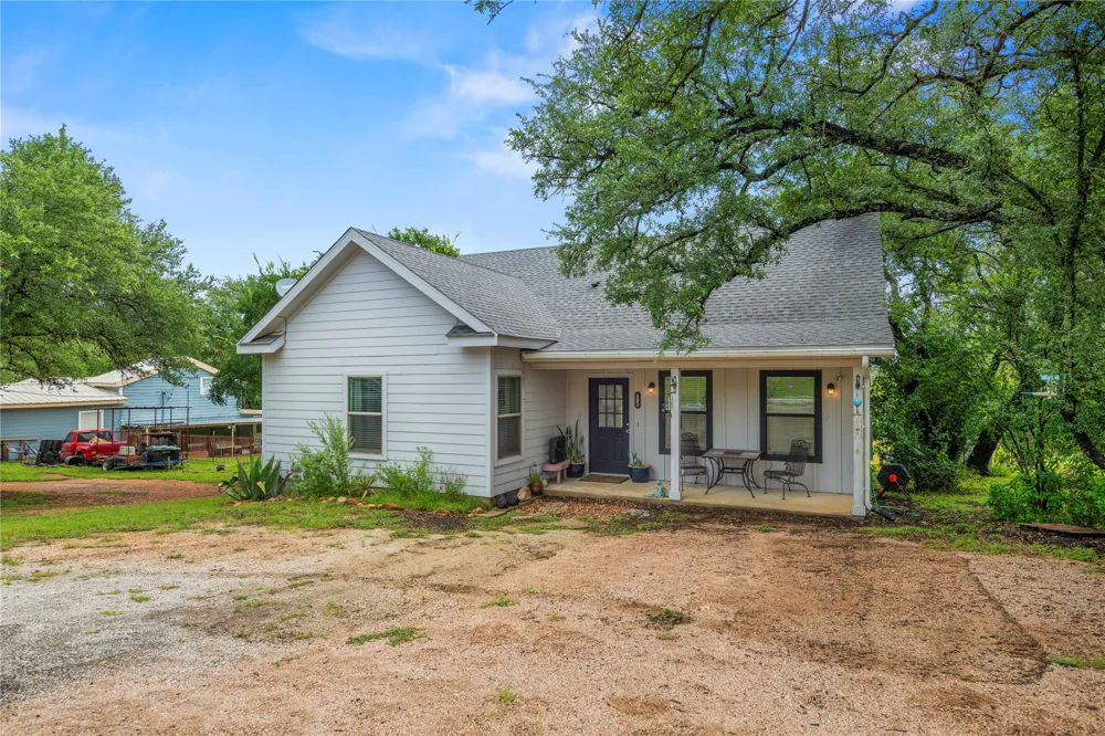 503 Chantilly Lane Spicewood, TX 78669