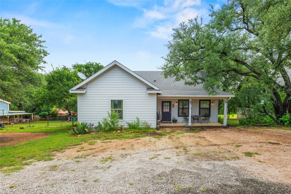 503 Chantilly Lane Spicewood, TX 78669