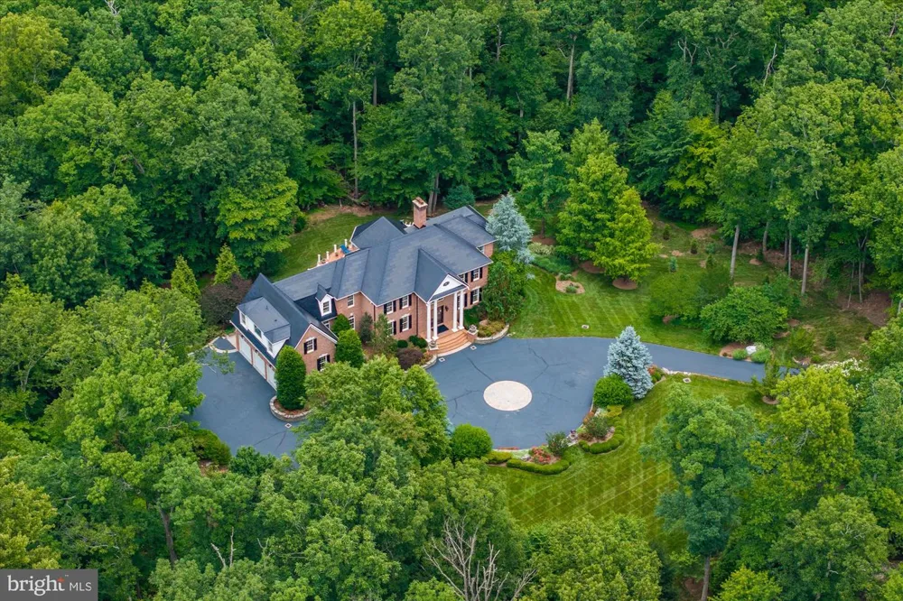 21750 LAUREL WOOD Leesburg, VA 20175