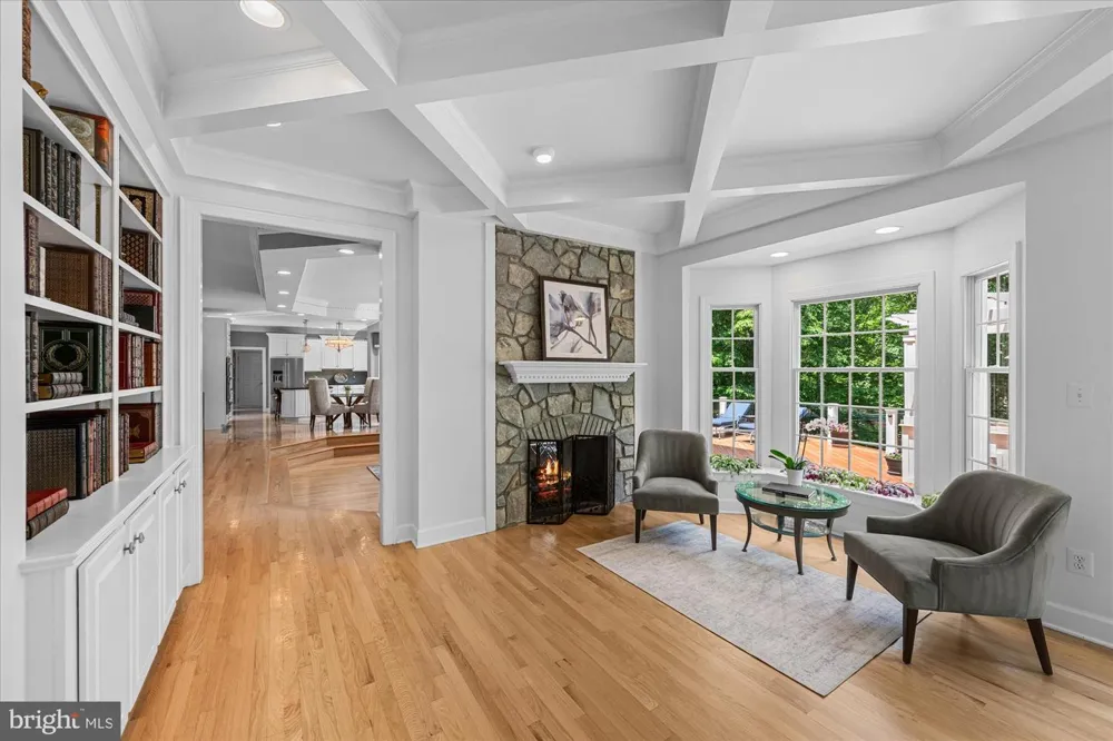 21750 LAUREL WOOD Leesburg, VA 20175