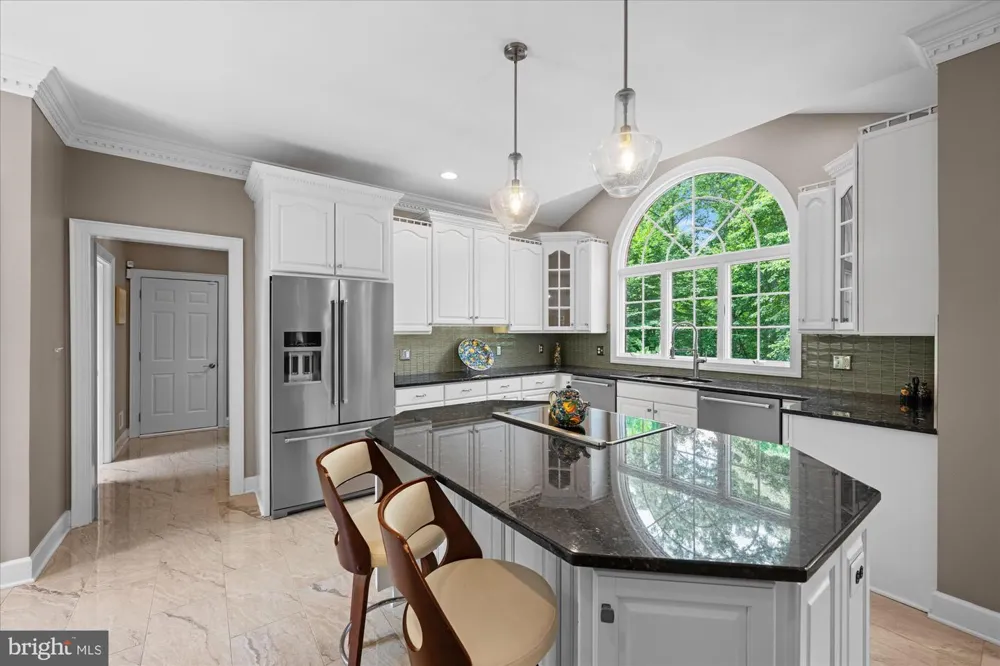 21750 LAUREL WOOD Leesburg, VA 20175