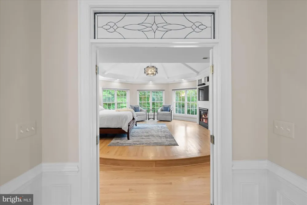 21750 LAUREL WOOD Leesburg, VA 20175