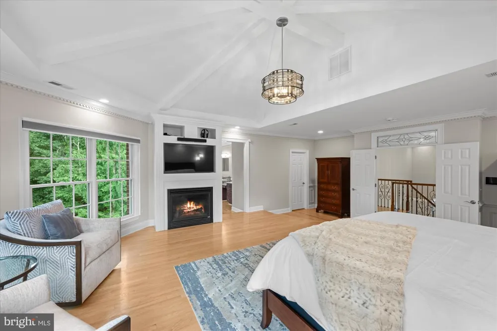 21750 LAUREL WOOD Leesburg, VA 20175