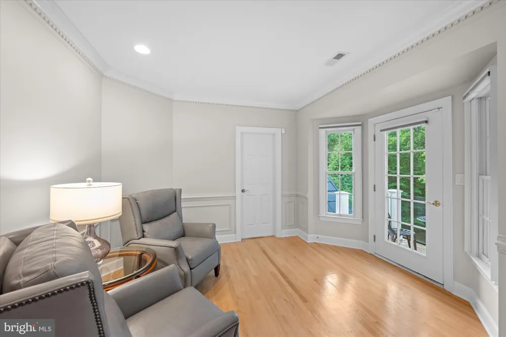 21750 LAUREL WOOD Leesburg, VA 20175
