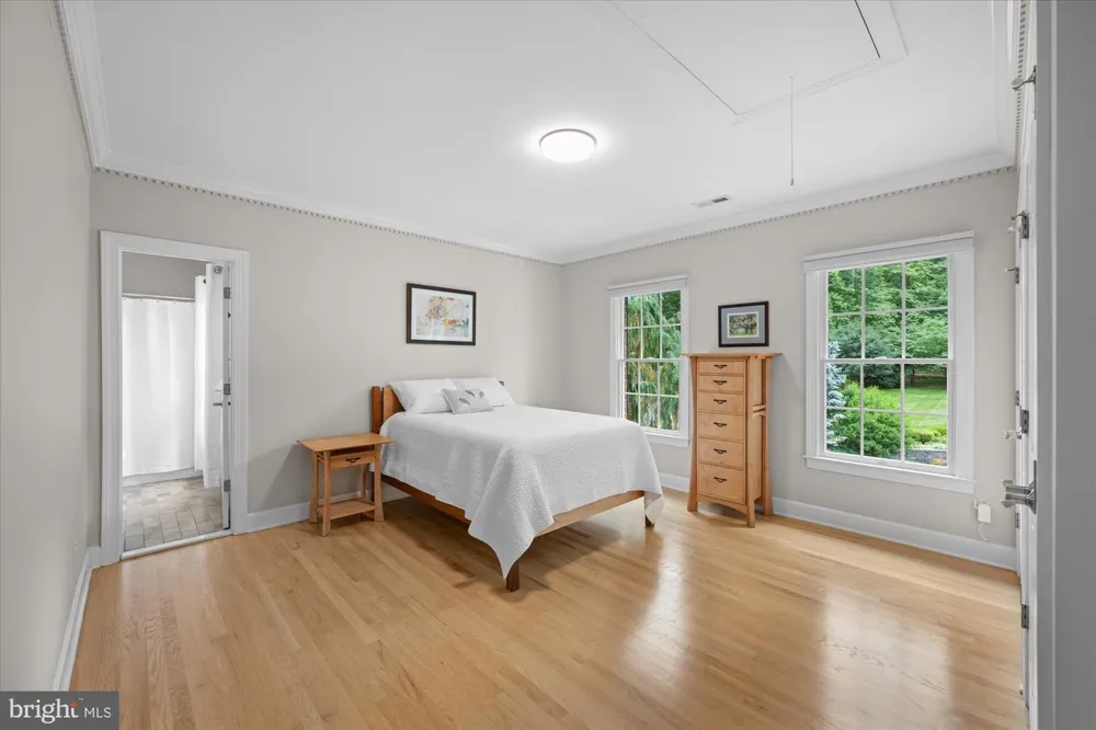 21750 LAUREL WOOD Leesburg, VA 20175