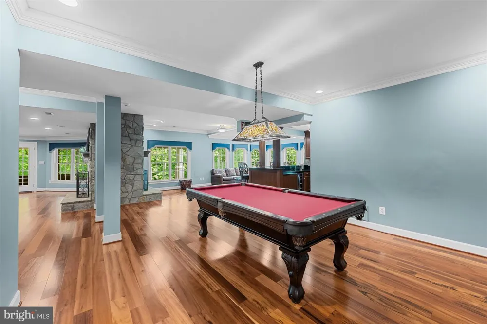 21750 LAUREL WOOD Leesburg, VA 20175