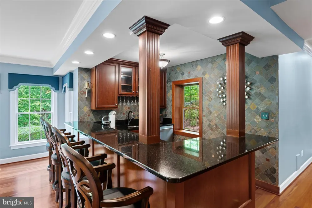 21750 LAUREL WOOD Leesburg, VA 20175