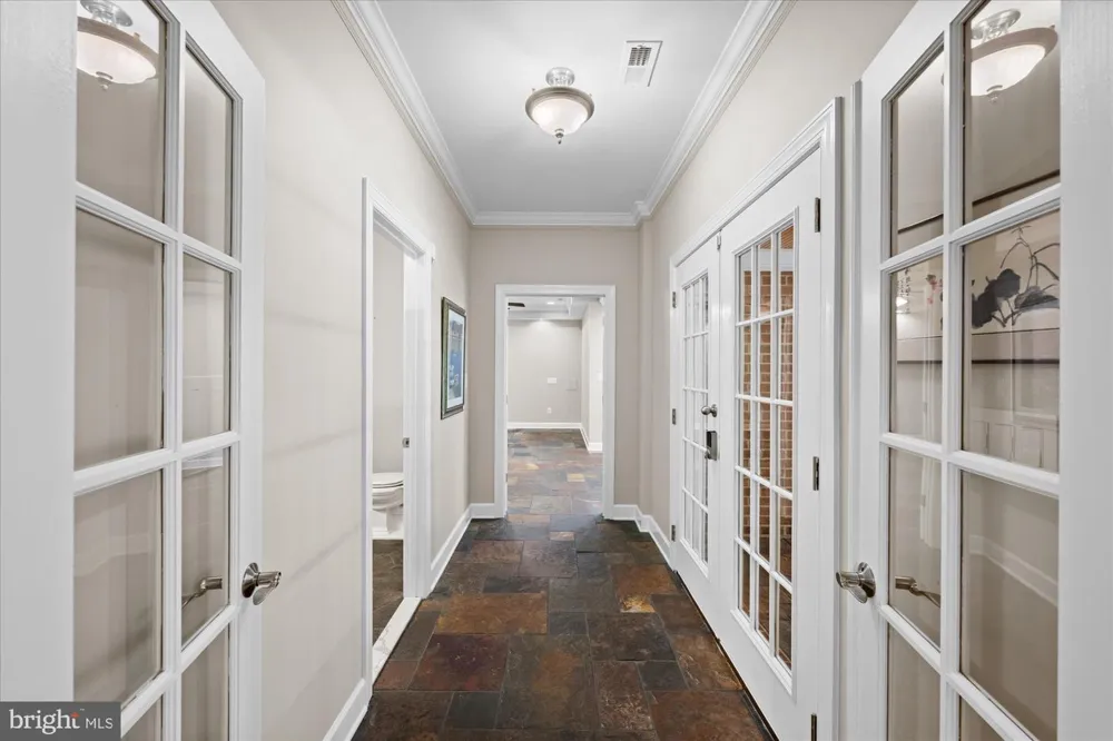 21750 LAUREL WOOD Leesburg, VA 20175