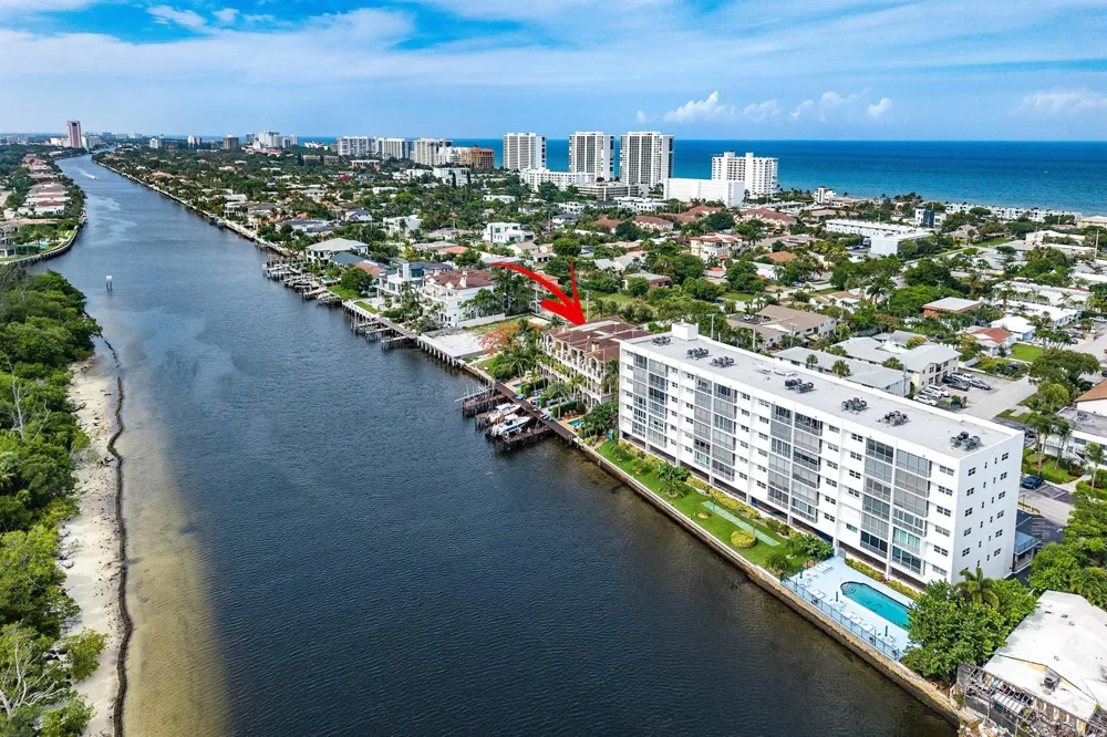 453 NE 19th Avenue Deerfield Beach, FL 33441