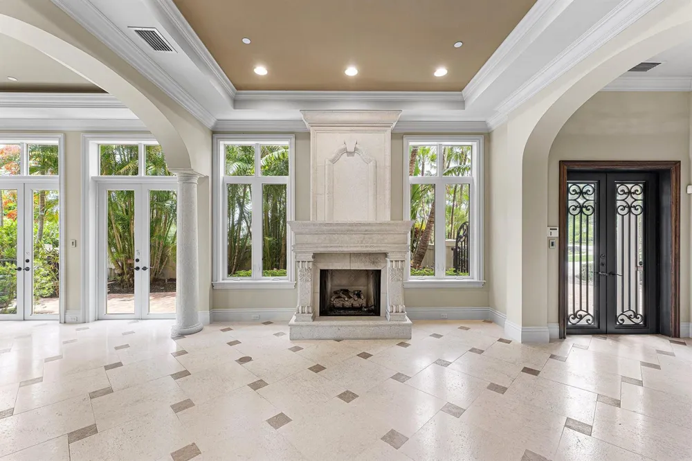 453 NE 19th Avenue Deerfield Beach, FL 33441