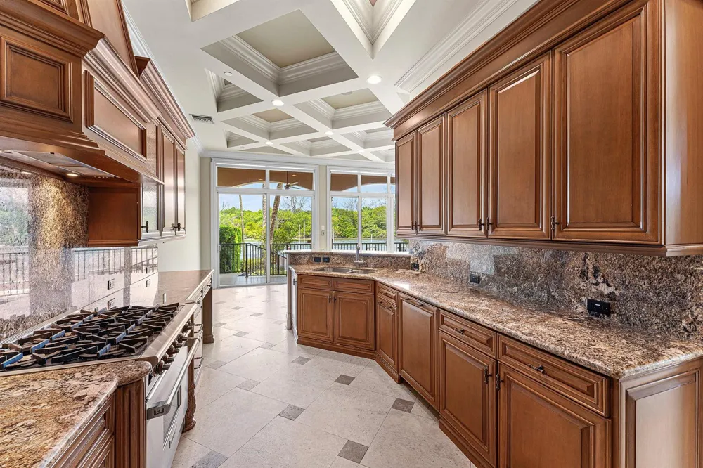 453 NE 19th Avenue Deerfield Beach, FL 33441