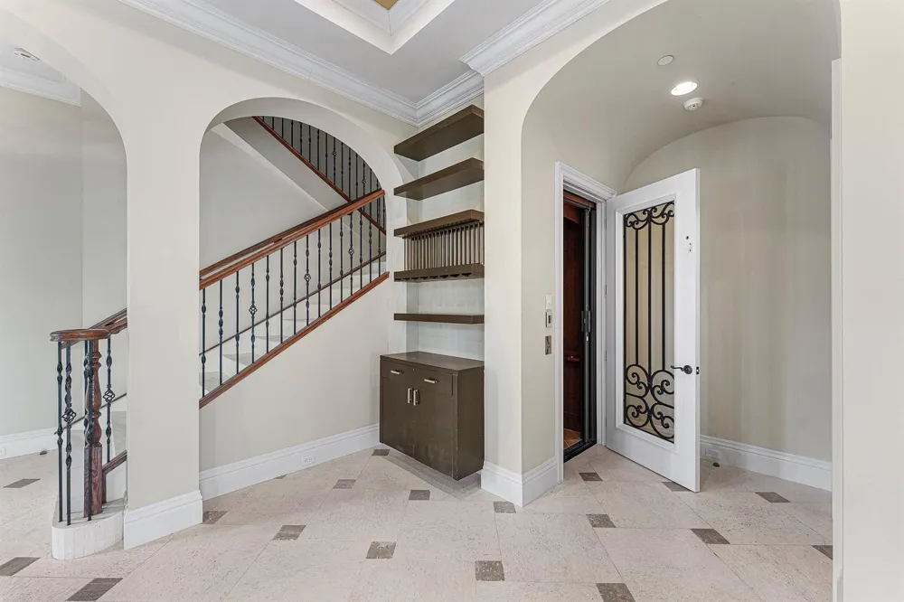 453 NE 19th Avenue Deerfield Beach, FL 33441