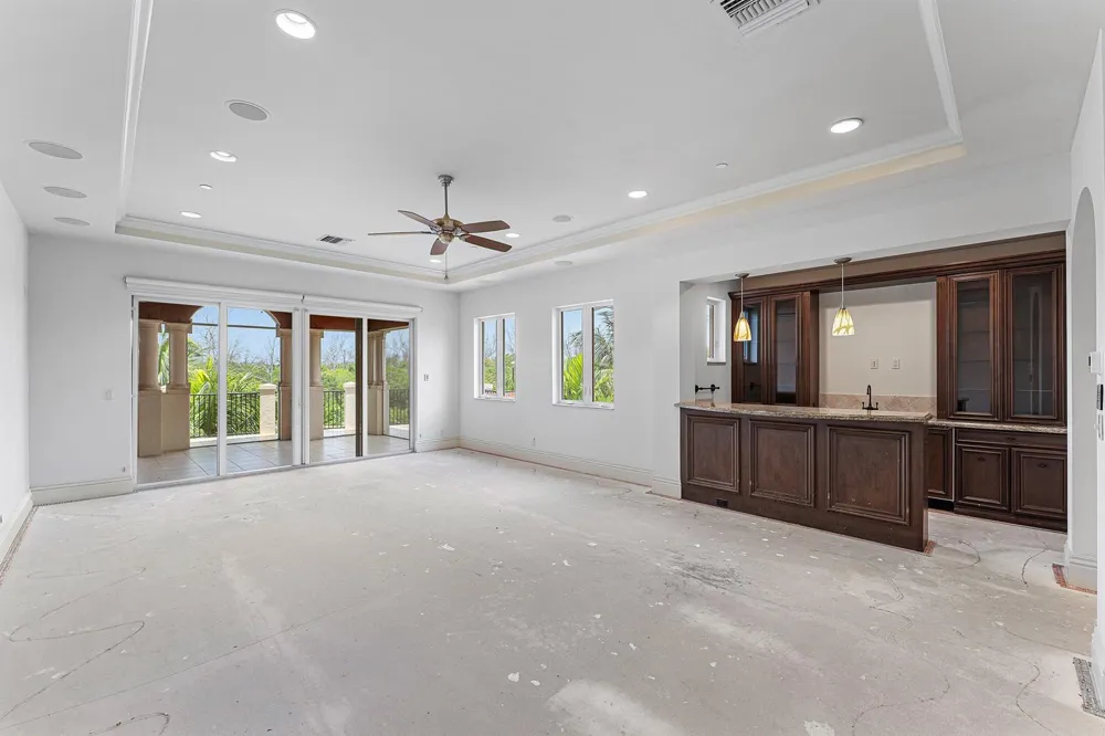 453 NE 19th Avenue Deerfield Beach, FL 33441