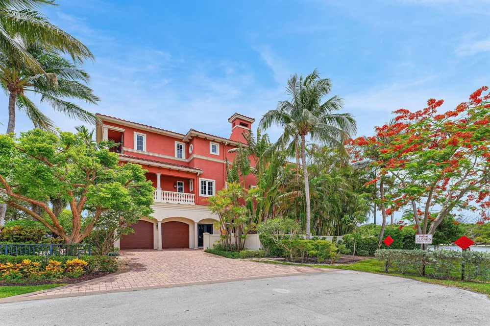 453 NE 19th Avenue Deerfield Beach, FL 33441