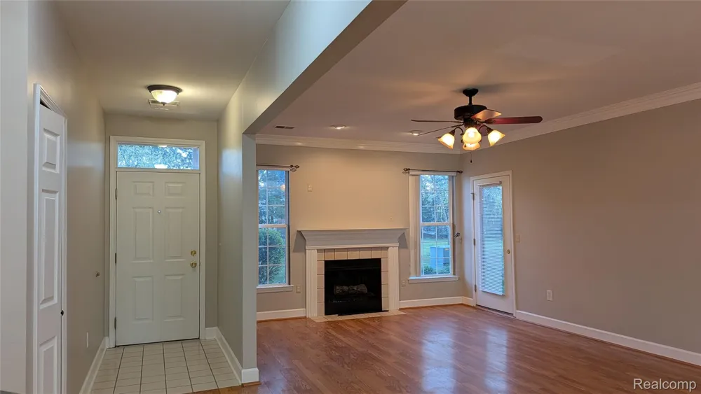 15286 CORNELL DRIVE Clinton Charter Township, MI 48038