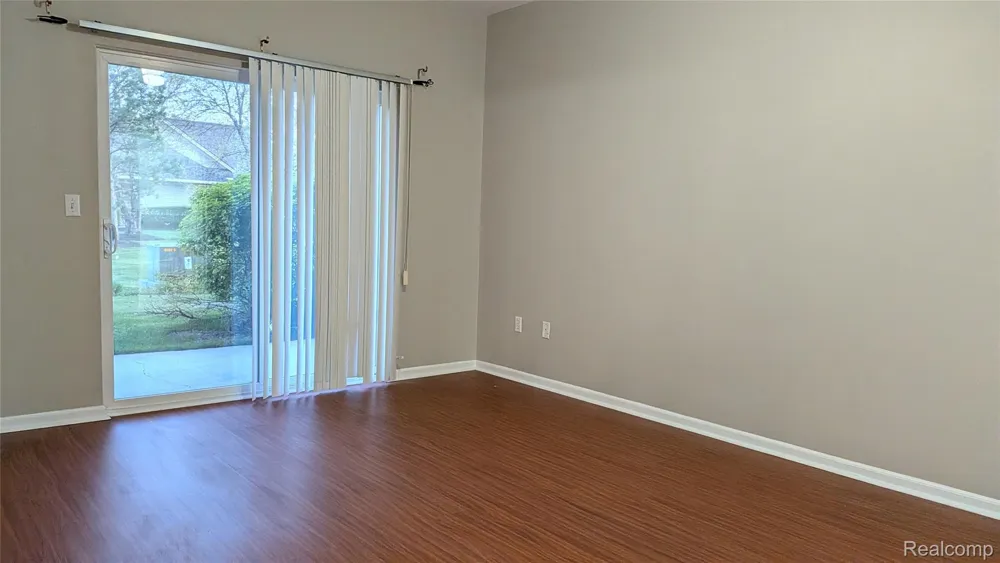 15286 CORNELL DRIVE Clinton Charter Township, MI 48038