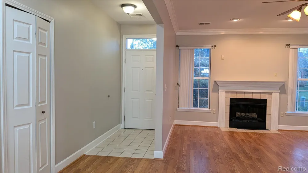 15286 CORNELL DRIVE Clinton Charter Township, MI 48038