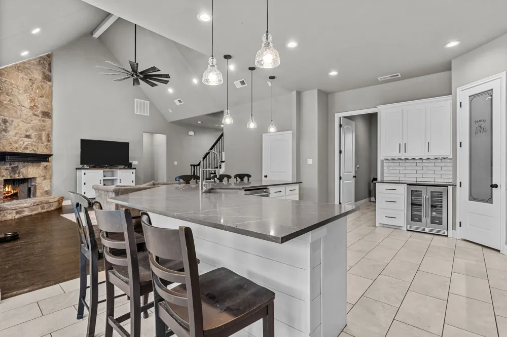 7348 Brady Oaks Drive Fort Worth, TX 76135