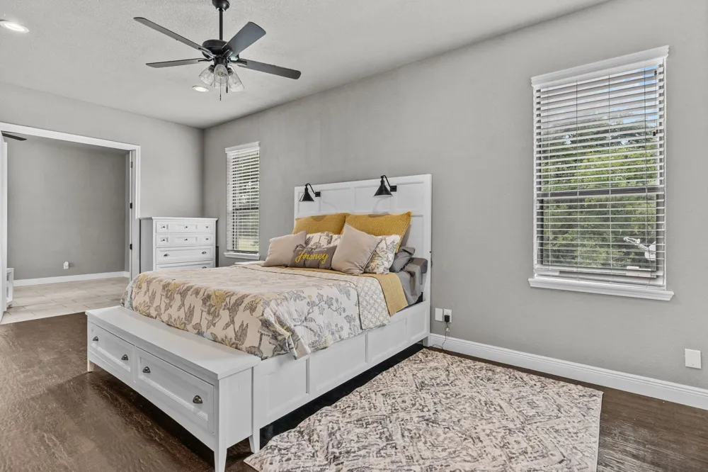 7348 Brady Oaks Drive Fort Worth, TX 76135