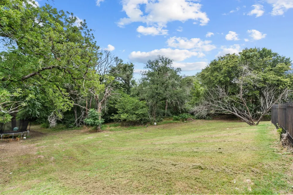 7348 Brady Oaks Drive Fort Worth, TX 76135