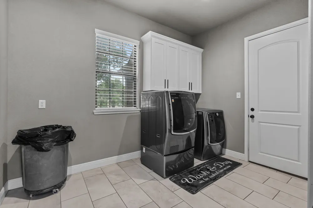 7348 Brady Oaks Drive Fort Worth, TX 76135