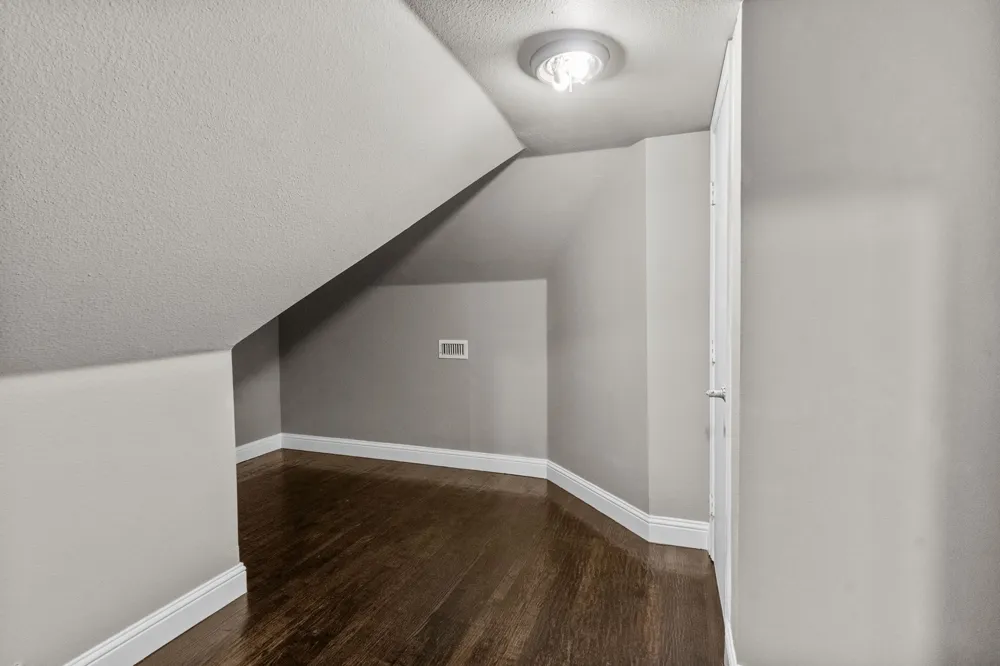7348 Brady Oaks Drive Fort Worth, TX 76135