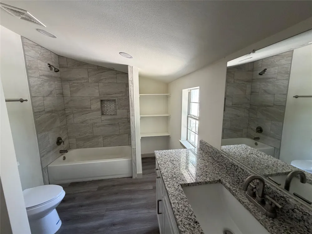 605 Pine Street Roanoke, TX 76262