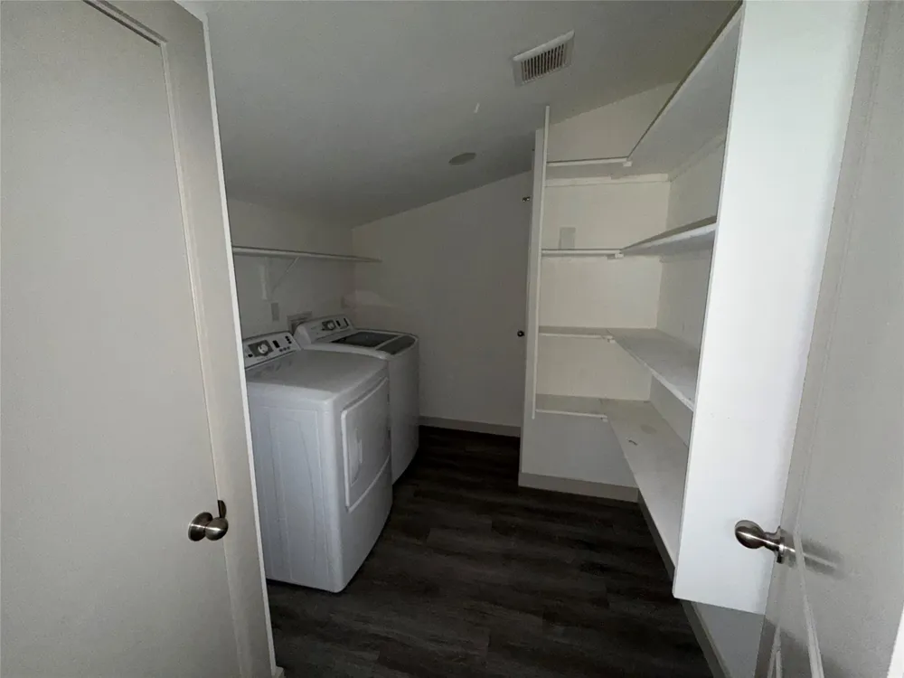 605 Pine Street Roanoke, TX 76262