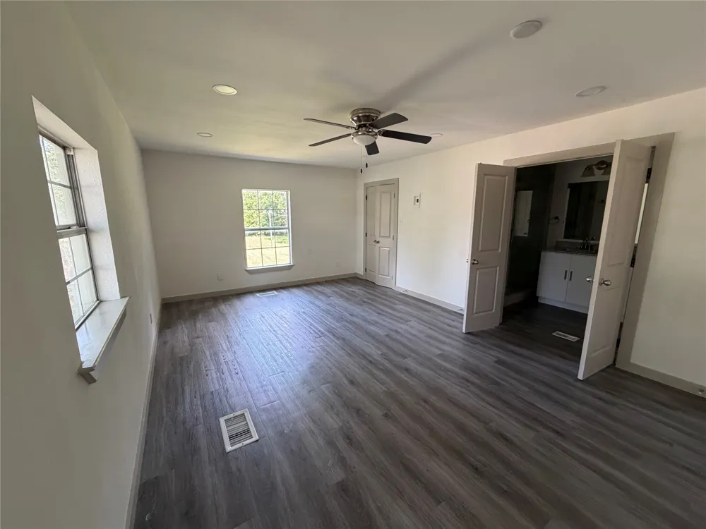 605 Pine Street Roanoke, TX 76262
