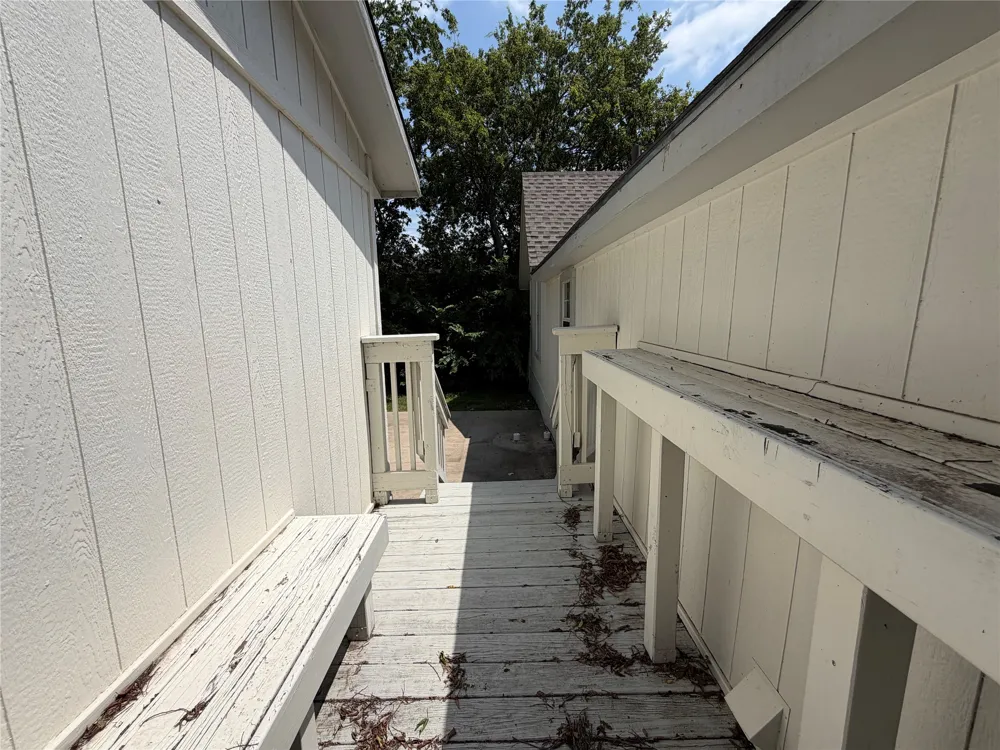 605 Pine Street Roanoke, TX 76262