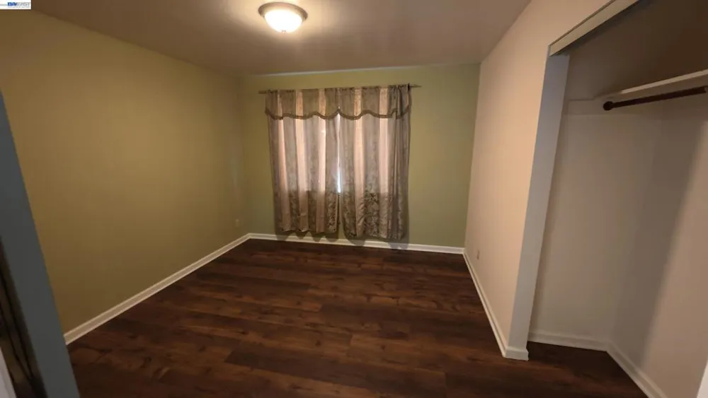 1418 15Th Ave Oakland, CA 94606