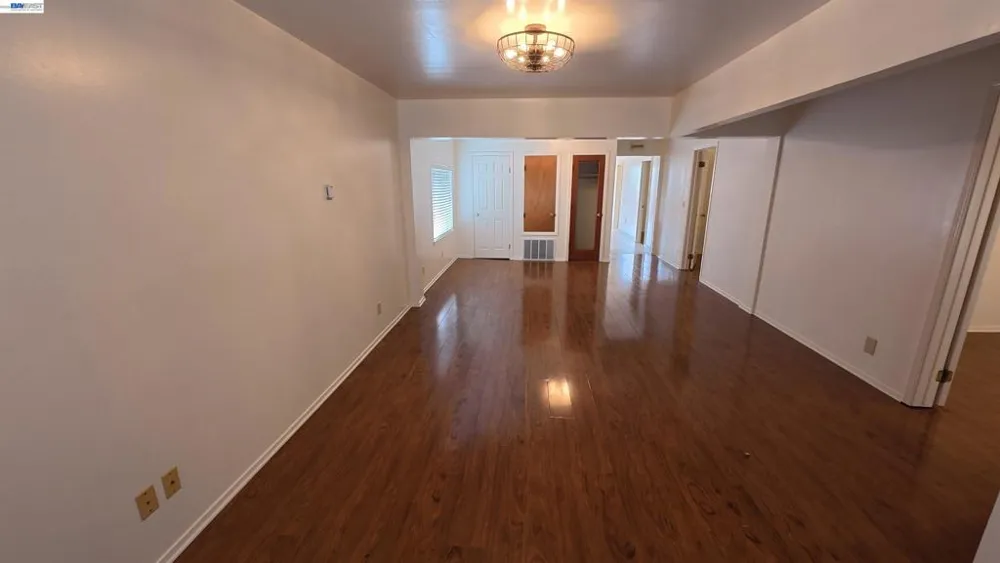 1418 15Th Ave Oakland, CA 94606