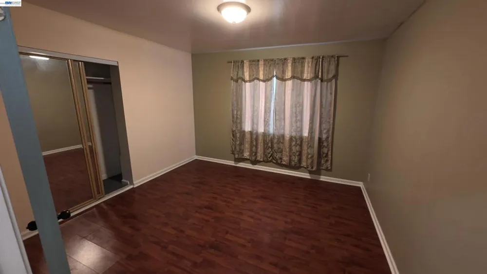 1418 15Th Ave Oakland, CA 94606