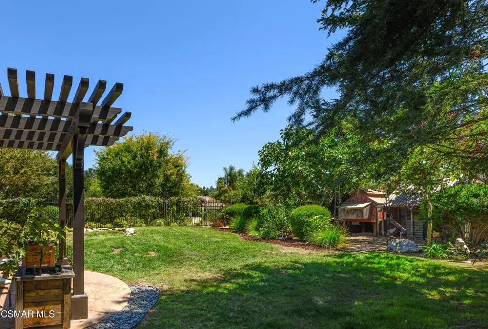 936 Vivian Circle Newbury Park, CA 91320