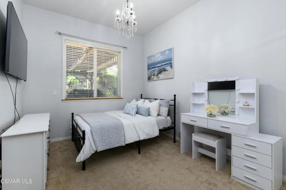 936 Vivian Circle Newbury Park, CA 91320