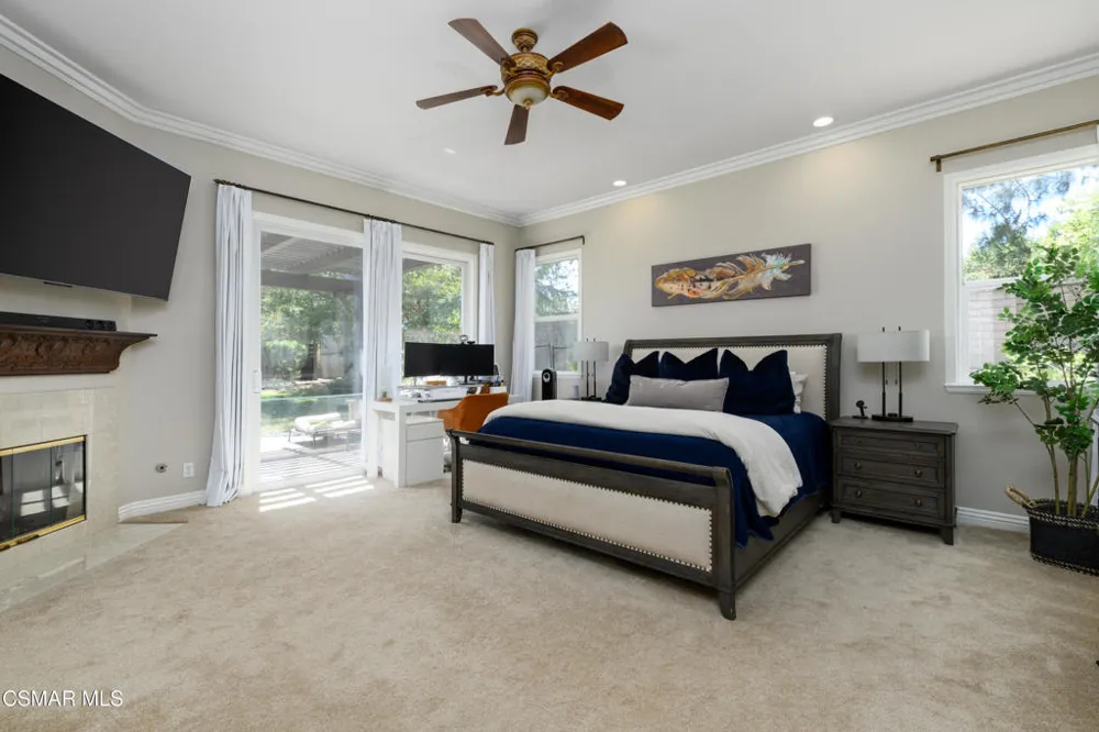 936 Vivian Circle Newbury Park, CA 91320