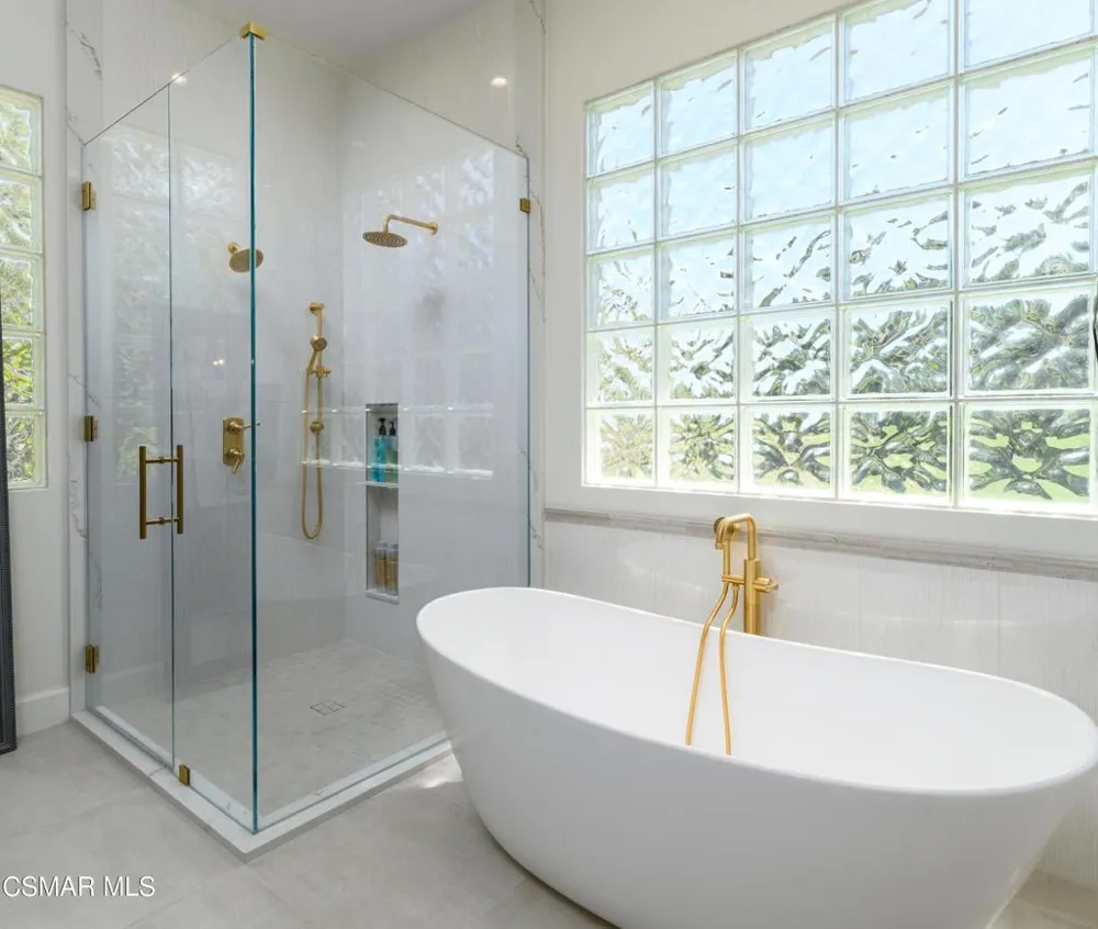 936 Vivian Circle Newbury Park, CA 91320