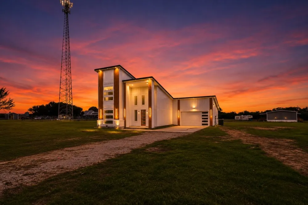180 RS COUNTY ROAD 2245 Emory, TX 75440