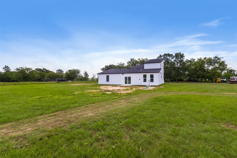 180 RS COUNTY ROAD 2245 Emory, TX 75440