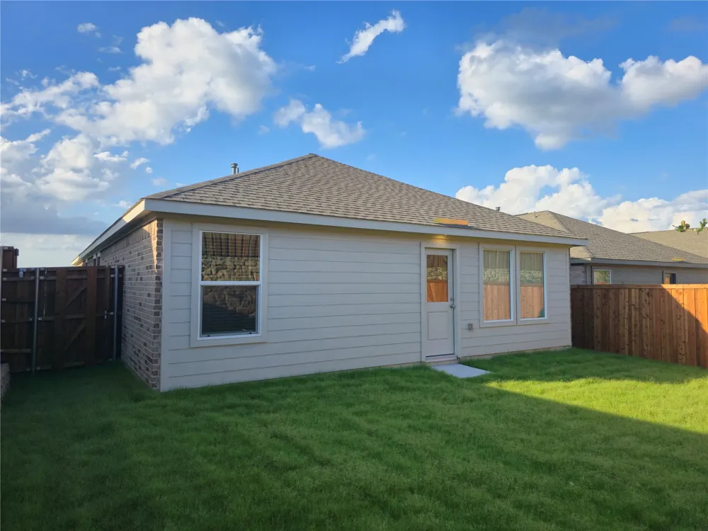1608 Baron Lane Howe, TX 75459