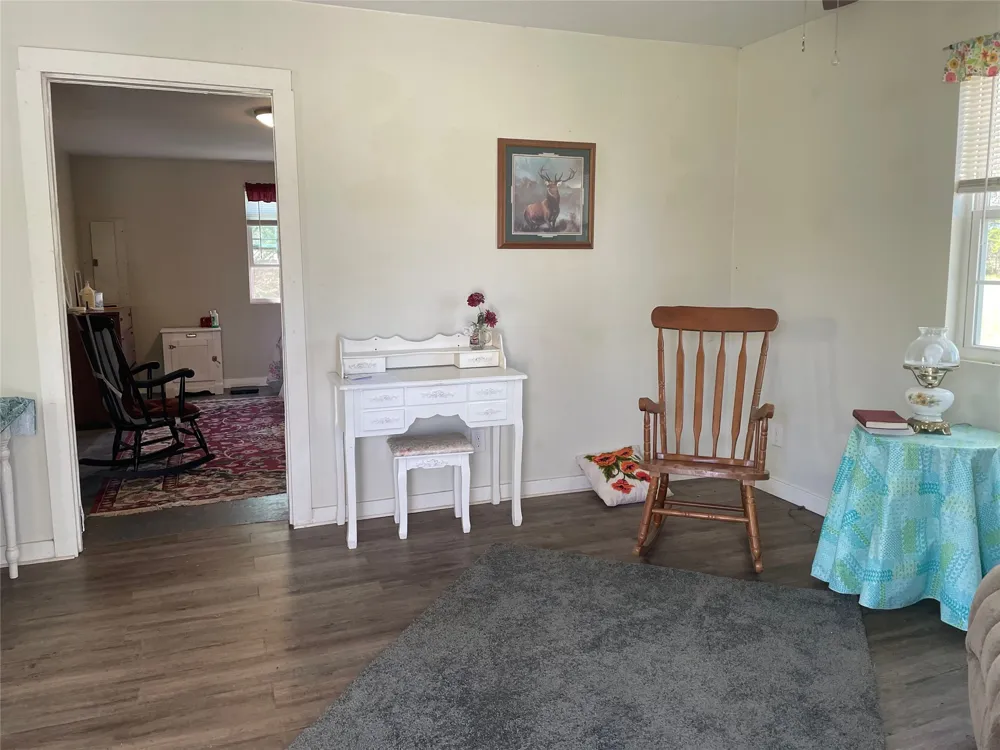1140 CR 1712 Grand Saline, TX 75140