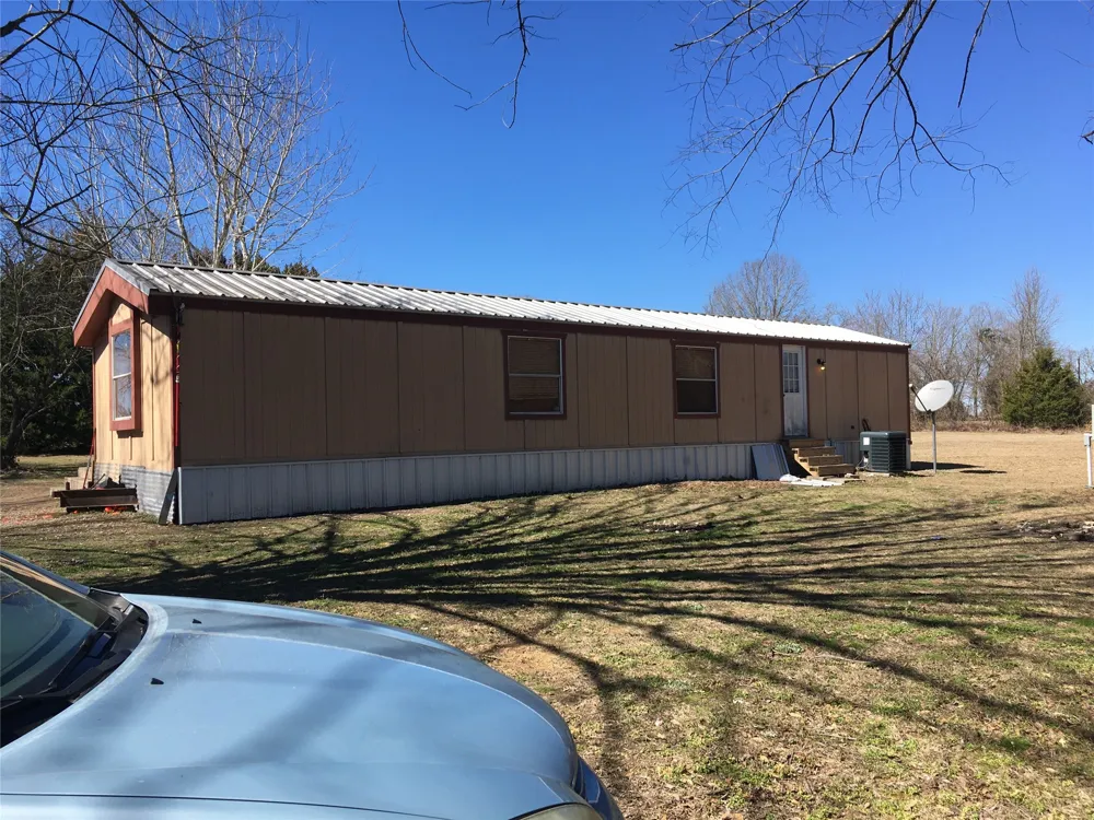 1140 CR 1712 Grand Saline, TX 75140