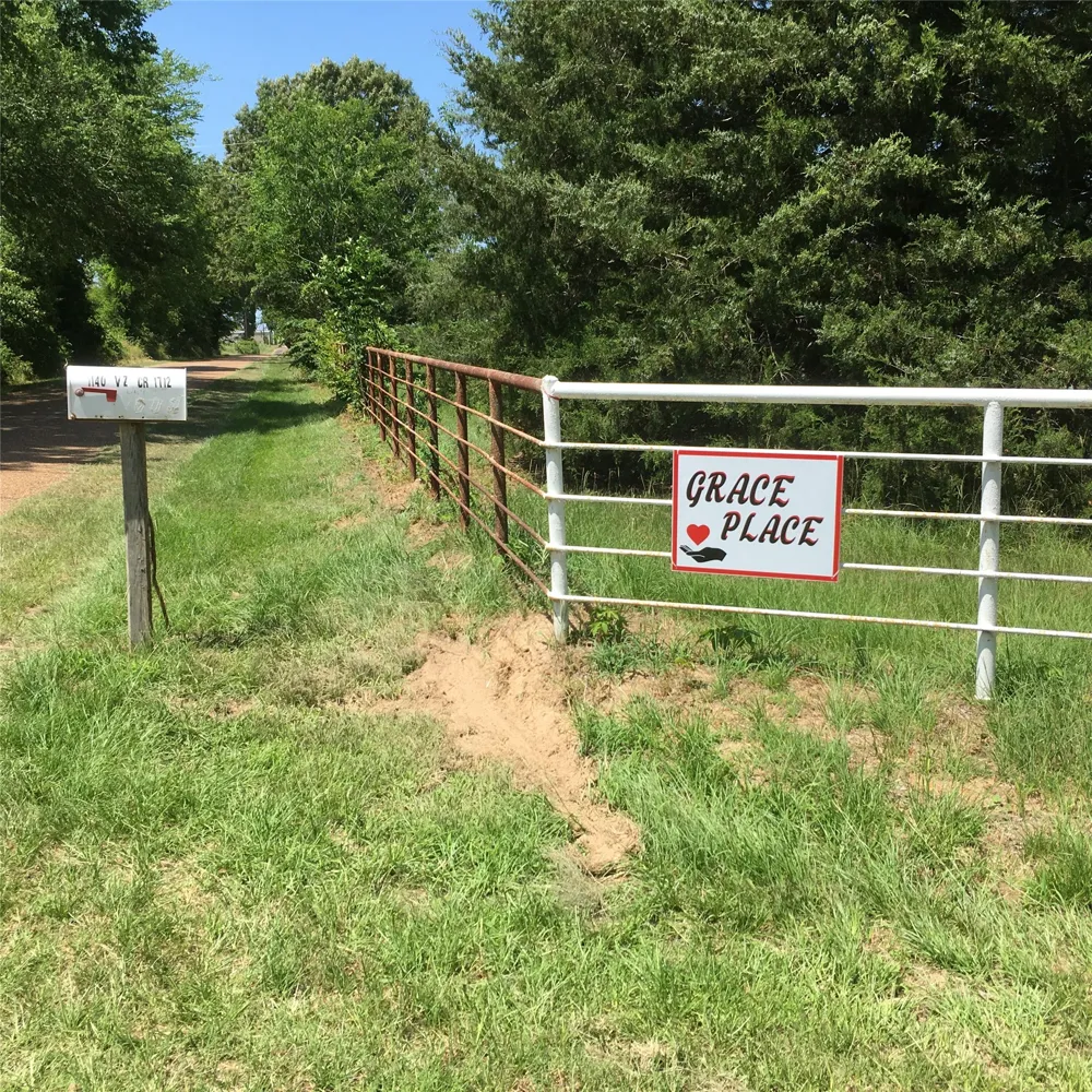 1140 CR 1712 Grand Saline, TX 75140