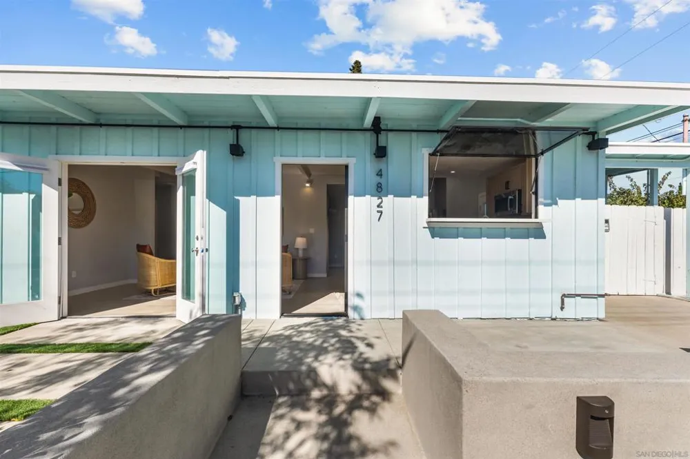 4827 Bayard St San Diego, CA 92109