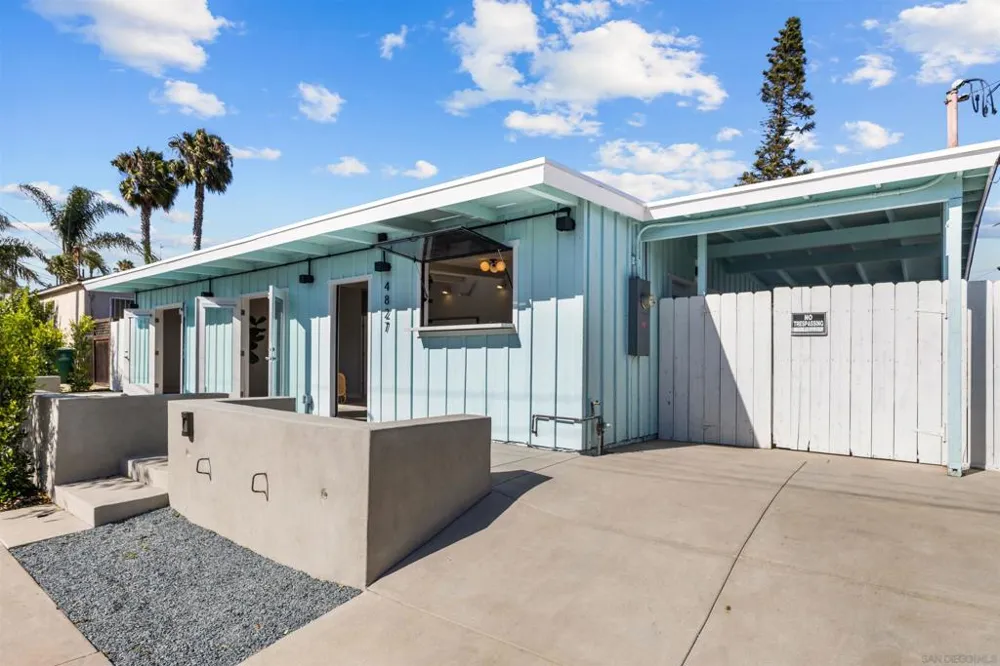 4827 Bayard St San Diego, CA 92109