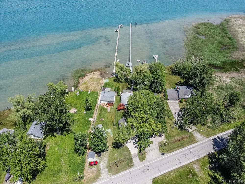 2100 Channel Drive Clay Township, MI 48028