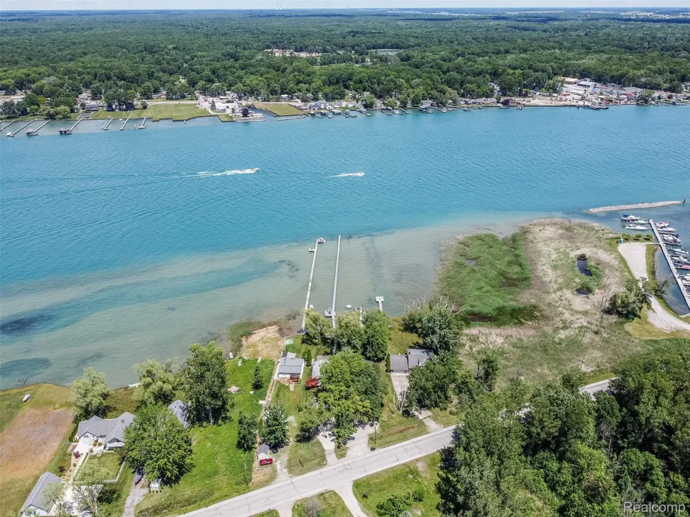 2100 Channel Drive Clay Township, MI 48028