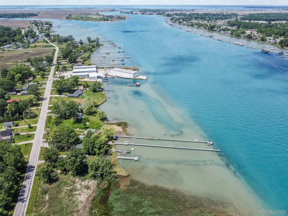 2100 Channel Drive Clay Township, MI 48028